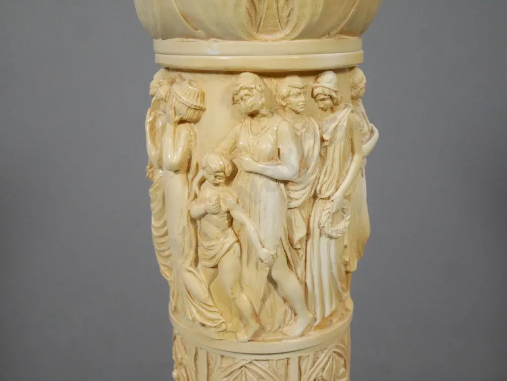 composite column base with classical motifs - has bolt fitting and hole on top, small chip to base H-880 235x235 Image 1++