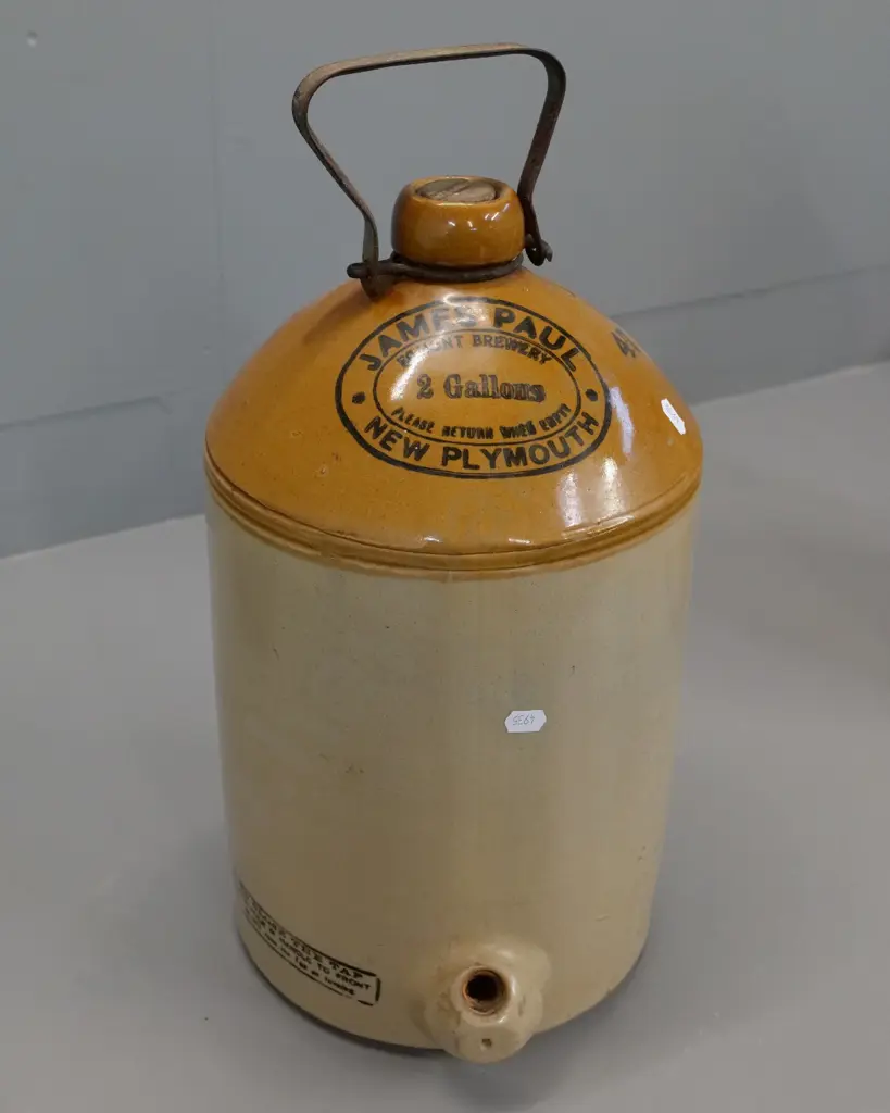 2-Gallon James Paul Egmont Brewery New Plymouth narrow-mouth crock with metal handle H420 D-240 Image 1++