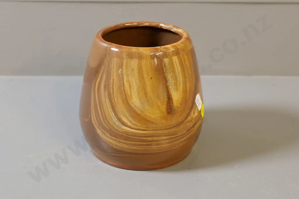 Temuka pottery - Te Rona swirl glaze vase - marked Lovatt, model TP51 H-120 Diameter-130 Image 1++