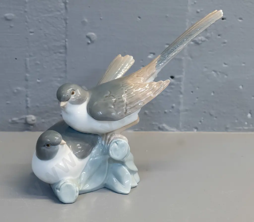 Lladro figure - pair of long-tailed birds H-180 L-210 Image 1++