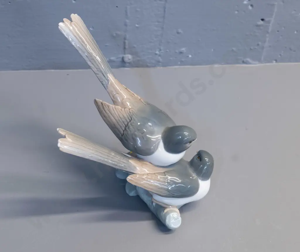 Lladro figure - pair of long-tailed birds H-180 L-210 Image 1++