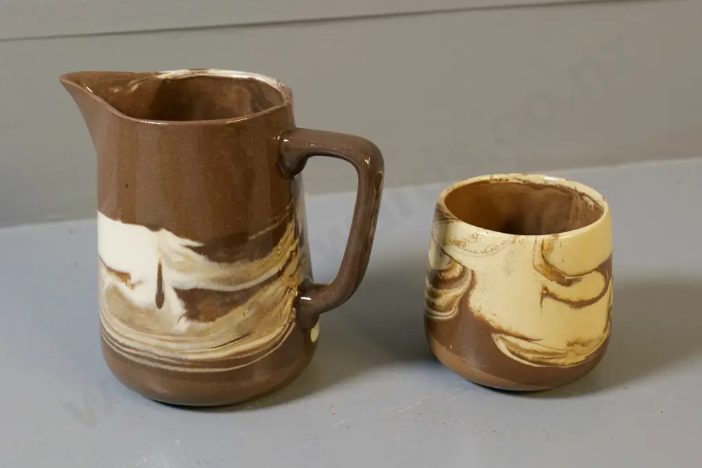 Temuka pottery - 2 Te Rona swirl glaze items - jug  H-125 and pot with Halley's Comet 1986 decoration Image 1++