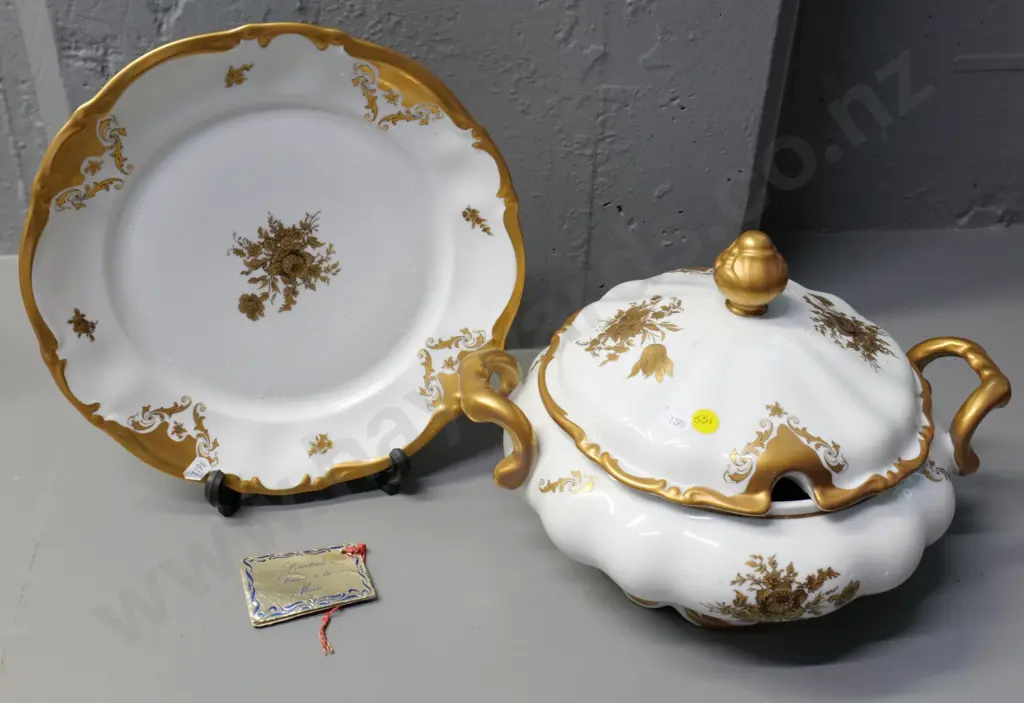 large "F. Limoges" white & gilt lidded tureen and plate H-240 D-300 Image 1++
