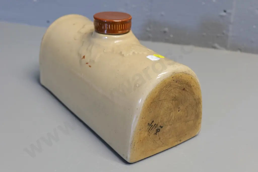 Lovatts pottery hot water bottle H-150 L-300 Image 1++