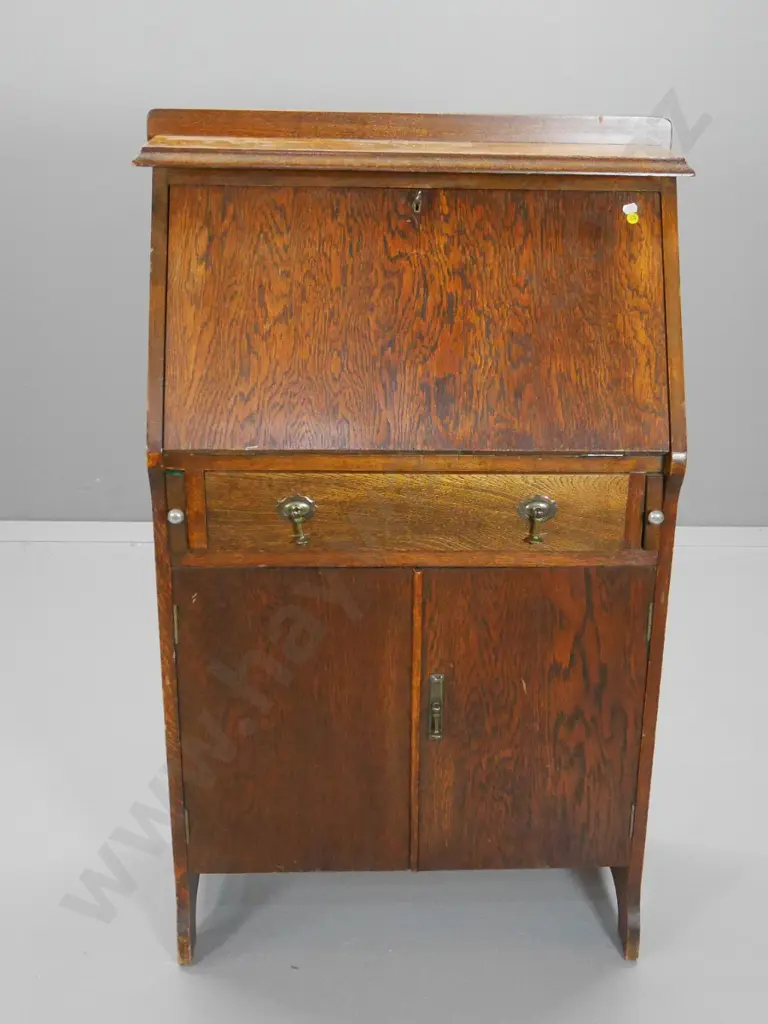 oak drop front writing bureau H-1100 W-690 D-330 Image 1++