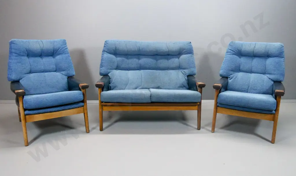 Luveck / Broadhead AKL mahogany 2-seater settee & 2 armchairs - blue fabric with vinyl on arms H920 W1150 D750 Image 1++