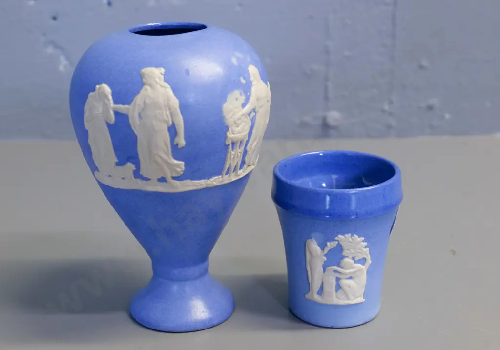 Temuka pottery - 2 pieces blue glaze jasperware - both signed RS Lovatt, small pot dated 1981, vase H-150 Image 1++