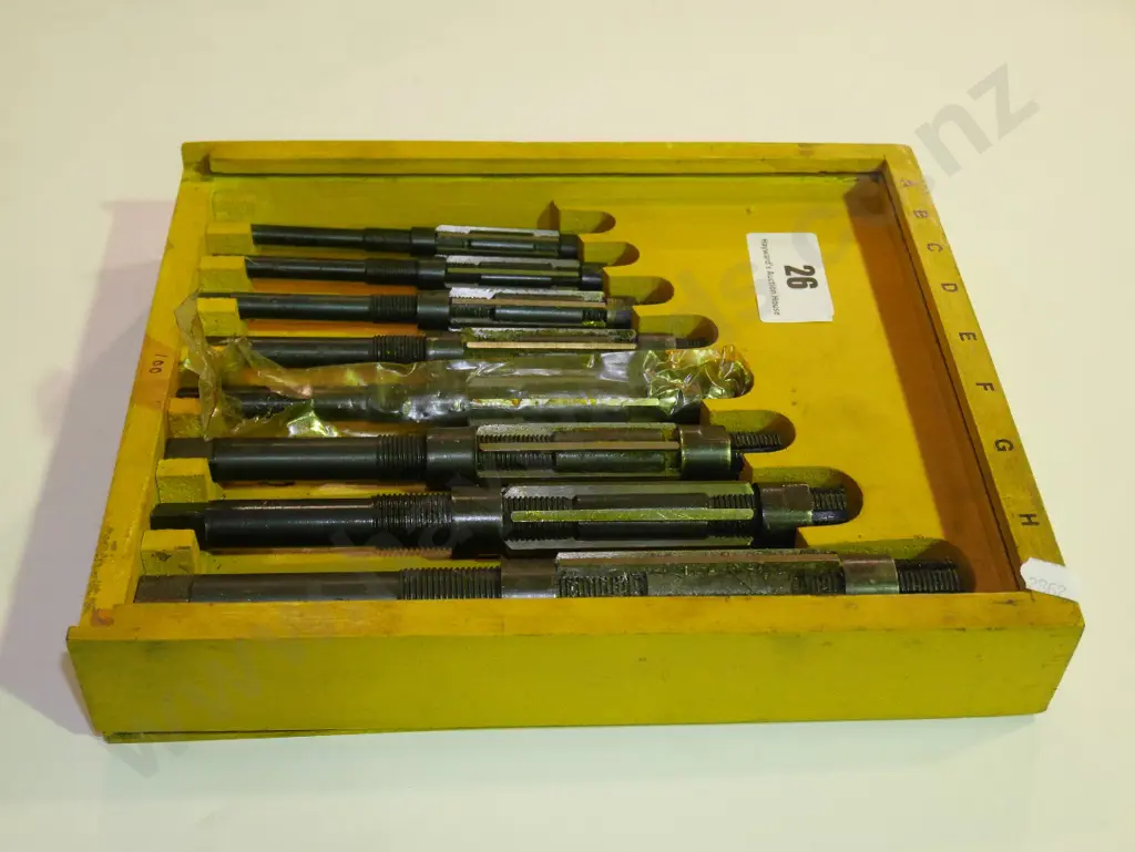 set of adjustable reamers Image 1++