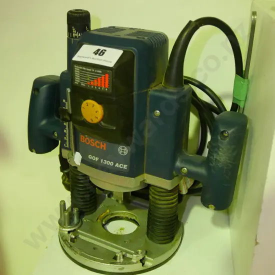 Bosch plunge router