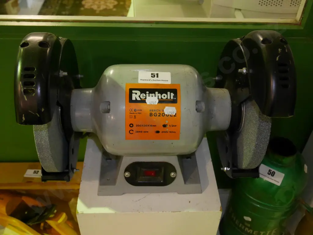 Reinholt 200mm bench grinder Image 1++