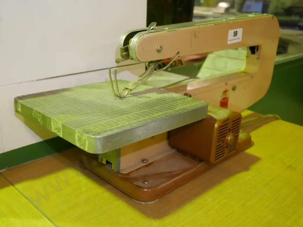 Dremmel Moto jig saw Image 1++