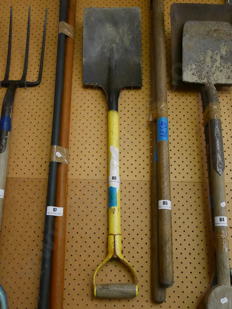 spade Image 1++