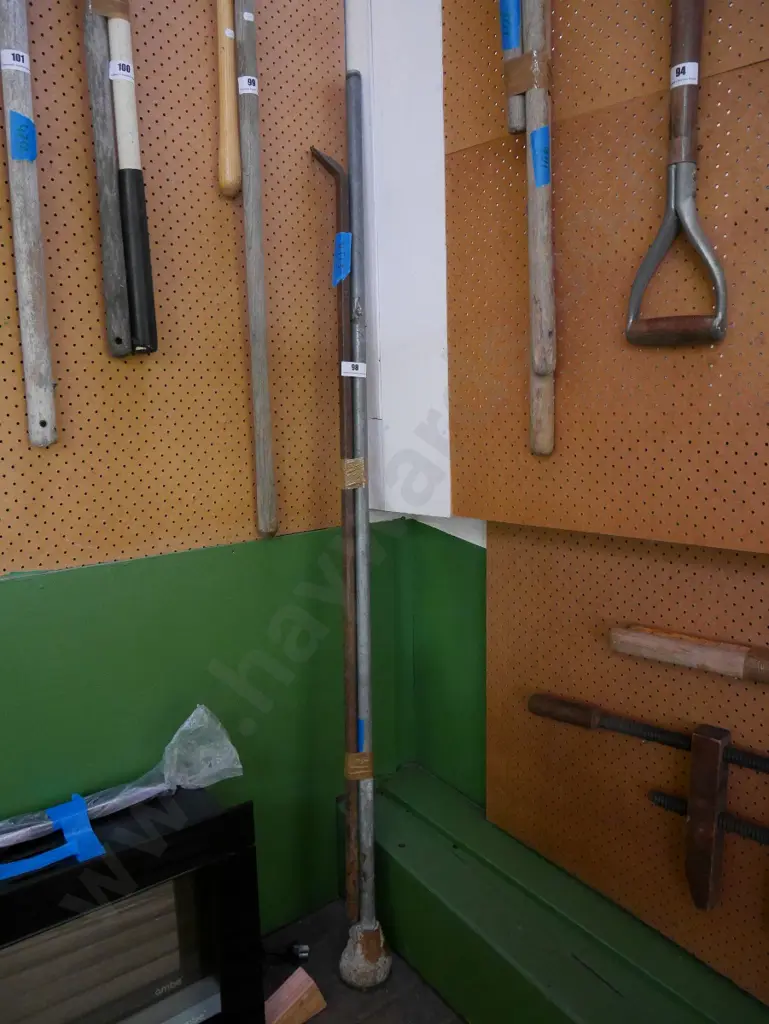 crow bar, tamper Image 1++