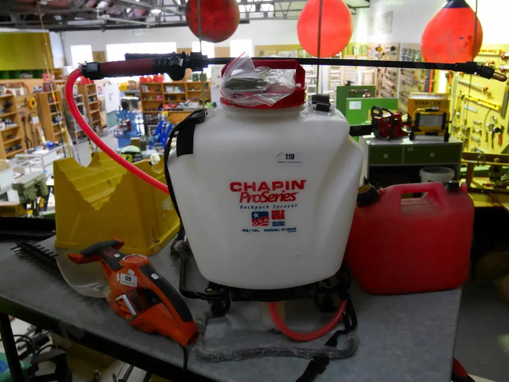 Chapin 15L back pack sprayer Image 1++