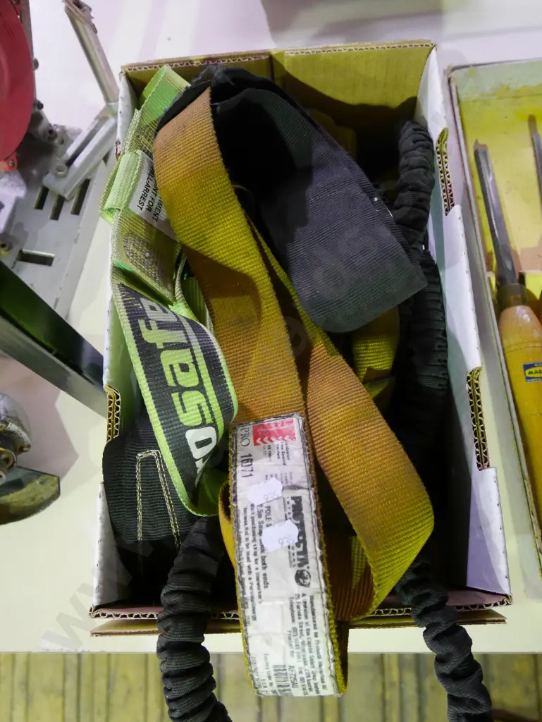 safety harness Image 1++