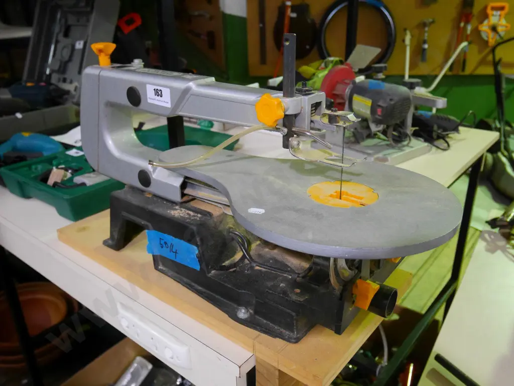 scroll saw Image 1++