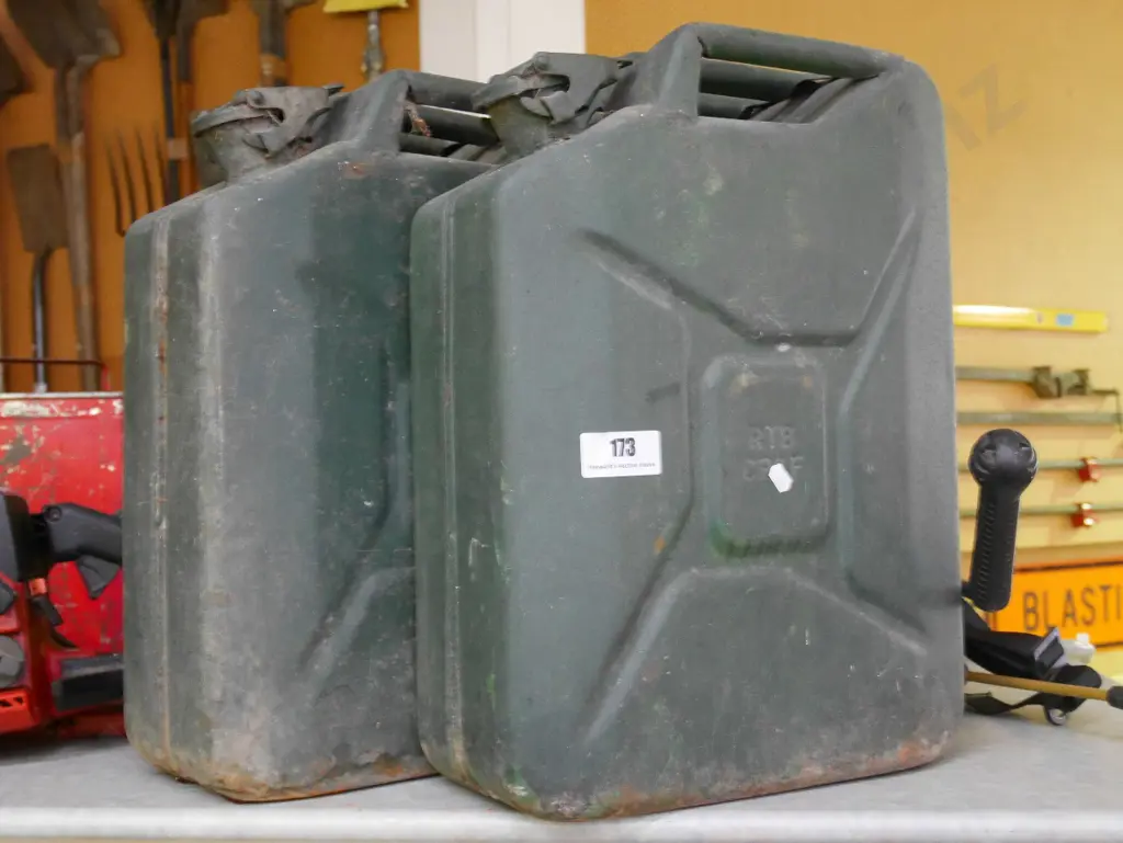 2 jerry cans Image 1++