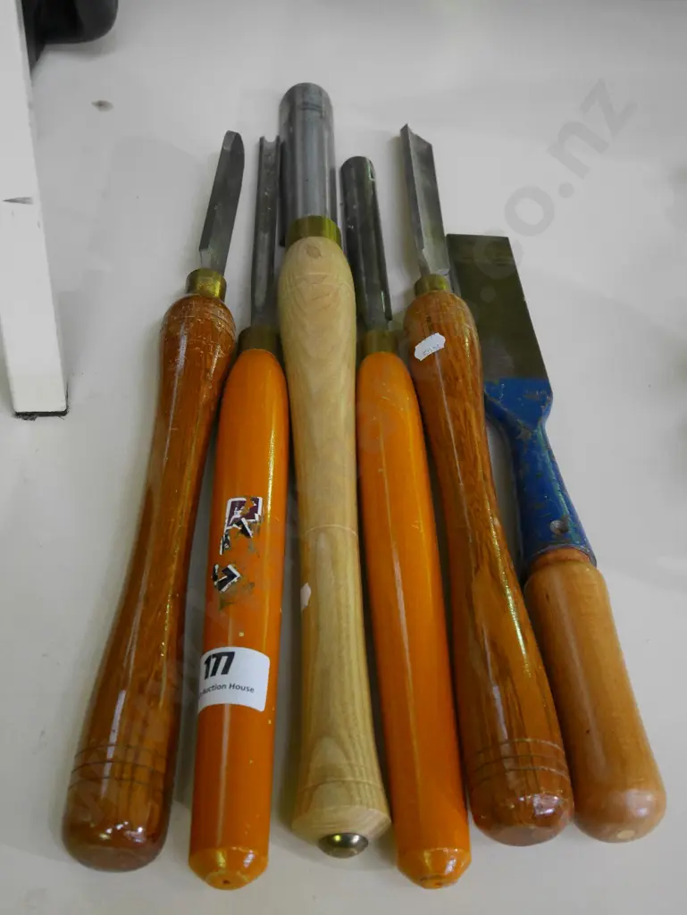 6 lathe chisels Image 1++