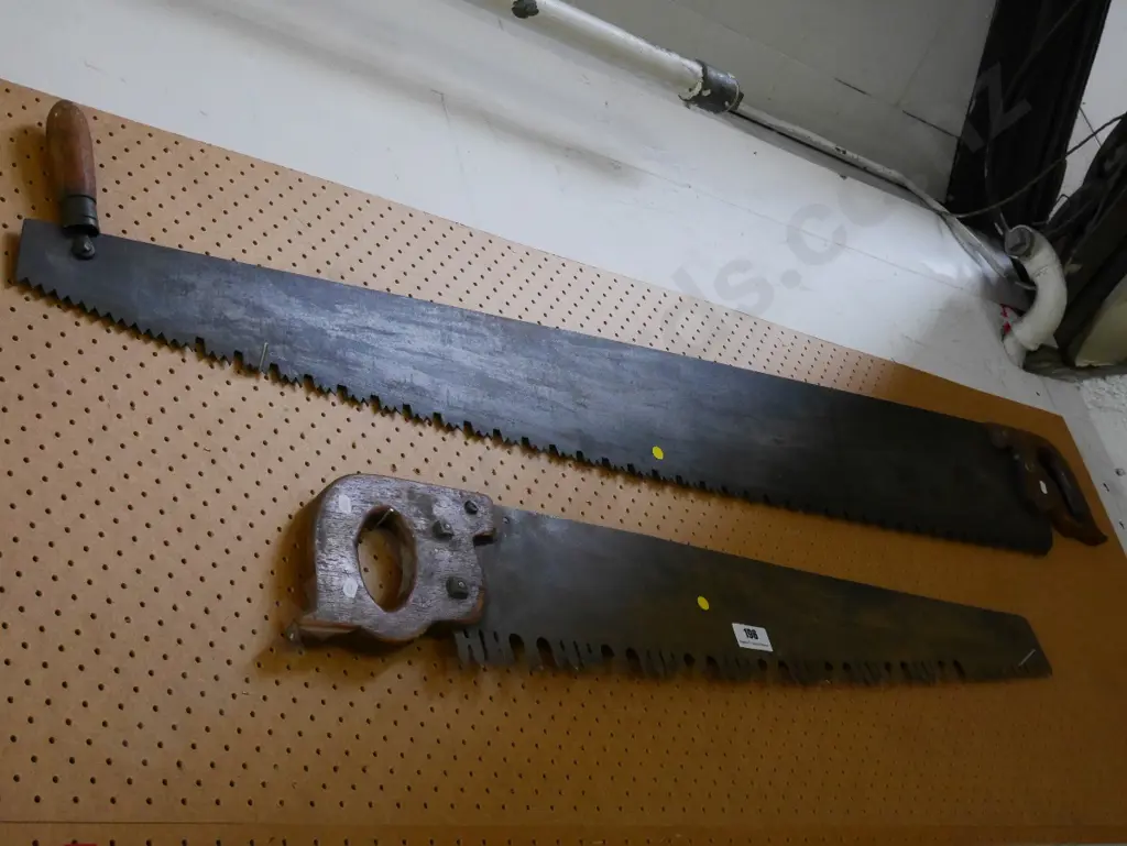2 vintage saws Image 1++
