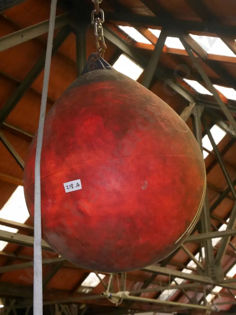 large buoy Image 1++