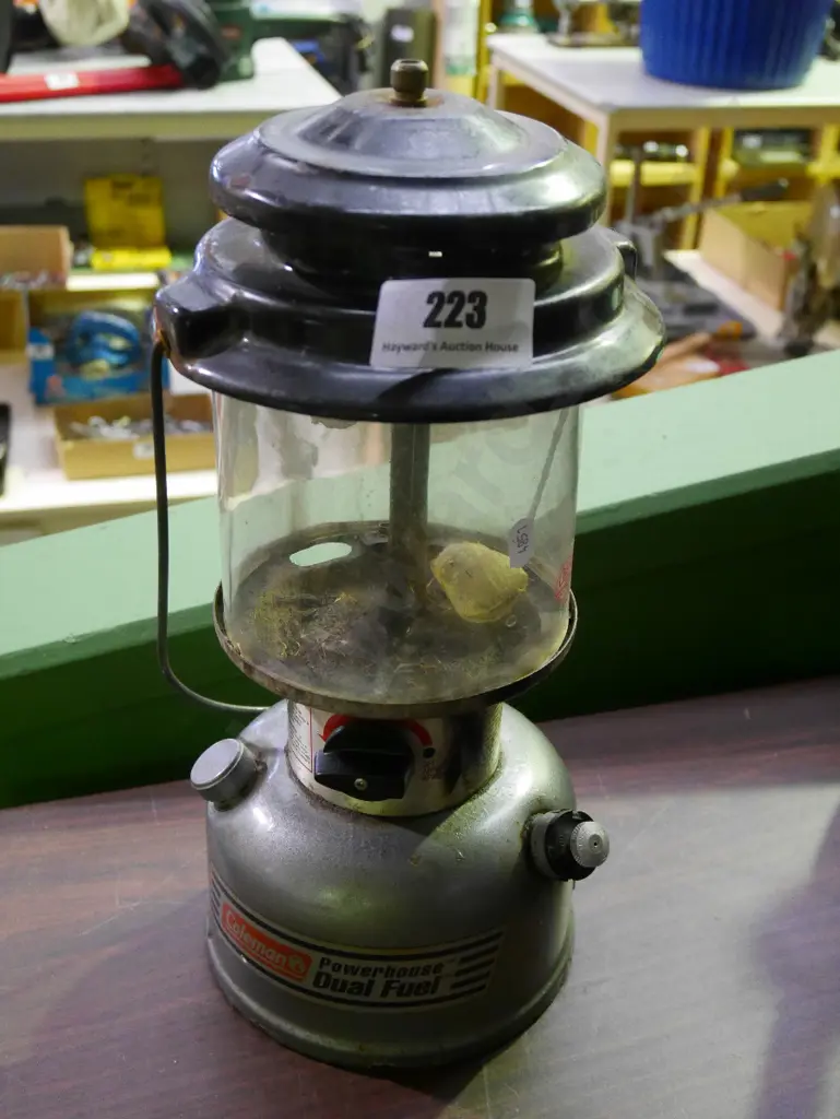 Coleman dual fuel lantern Image 1++