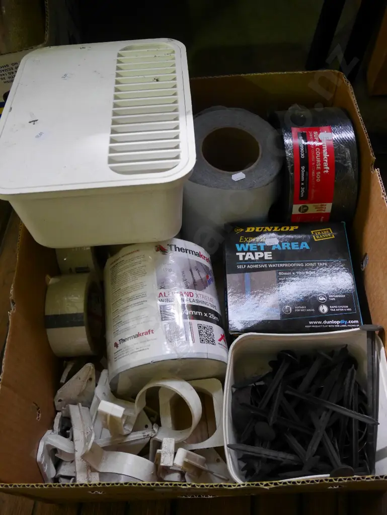 box; wet area tape, flashing tape, weed mat pegs etc Image 1++