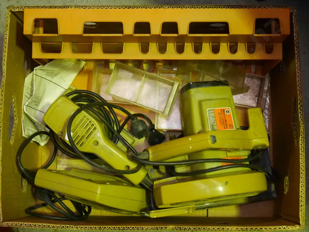 box; Black & Decker power tools, wall mounted storage unit Image 1++