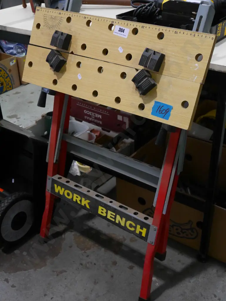 foldaway work bench Image 1++