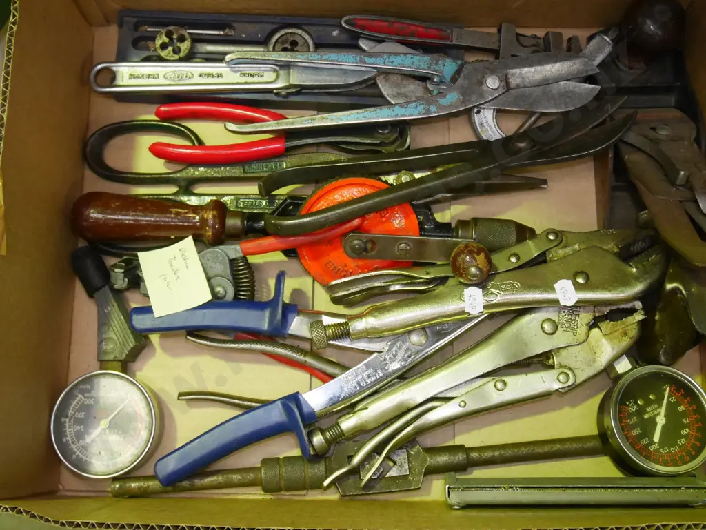 box; tin snips, vice grips, hand plane etc Image 1++