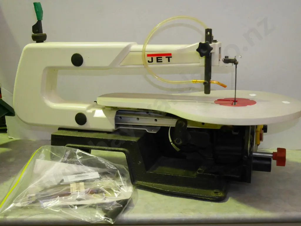 Jet scroll saw and accessories Image 1++