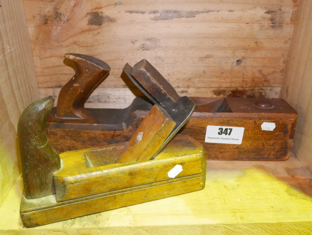 2x vintage wooden planes Image 1++