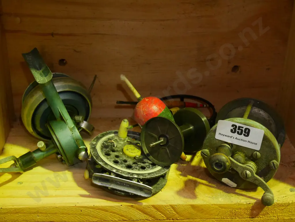 vintage fishing reels Image 1++