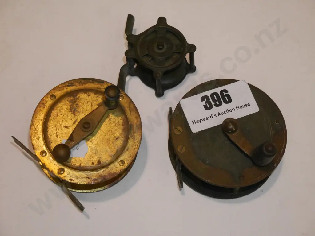 3 vintage fishing reels Image 1++