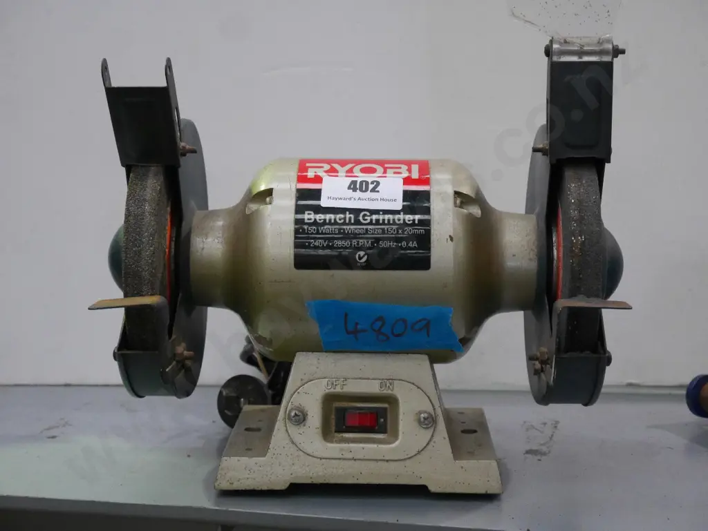 Ryobi 150mm bench grinder Image 1++