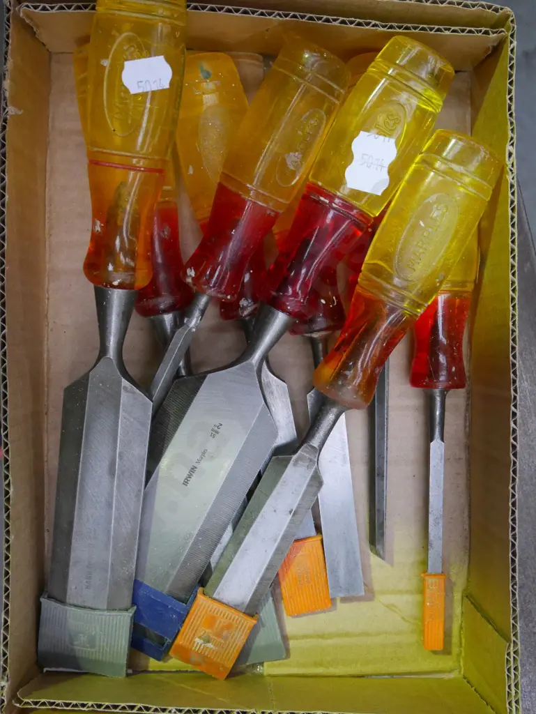 box of Marples chisels Image 1++