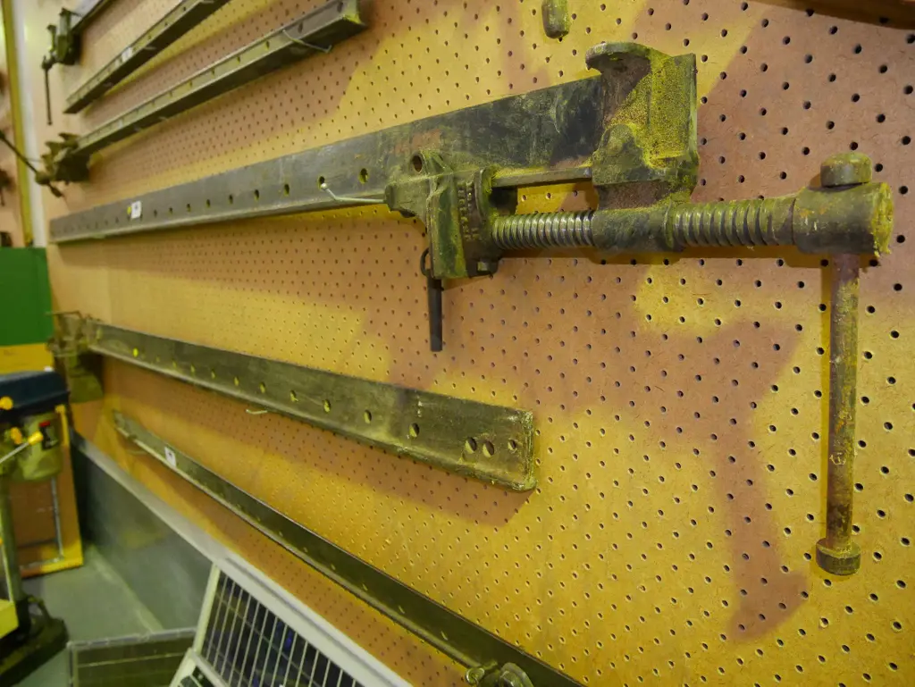 2 sash clamps - yellow dots Image 1++