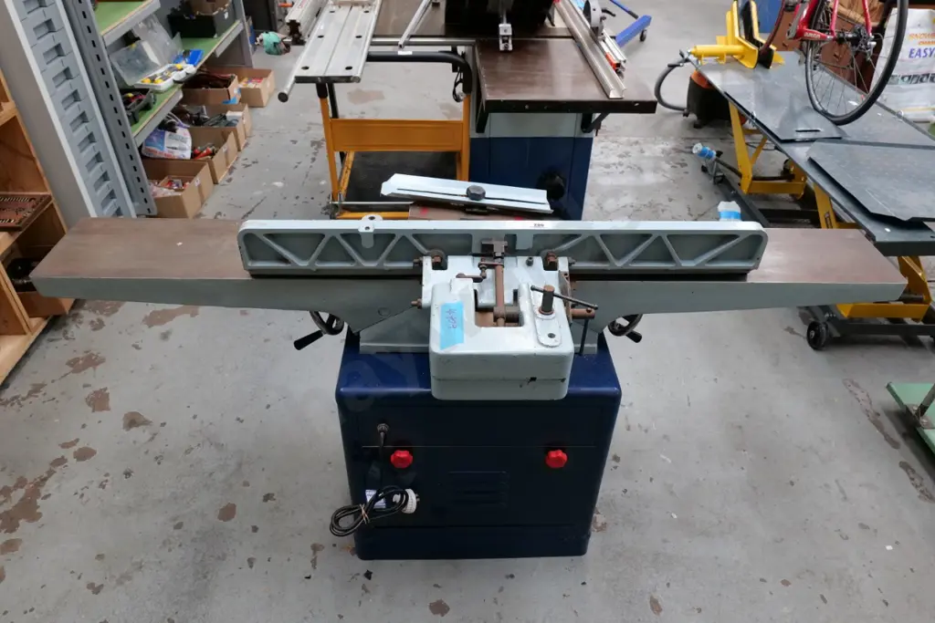 Tooline 8" 205mm single phase jointer - 3 blades Image 1++