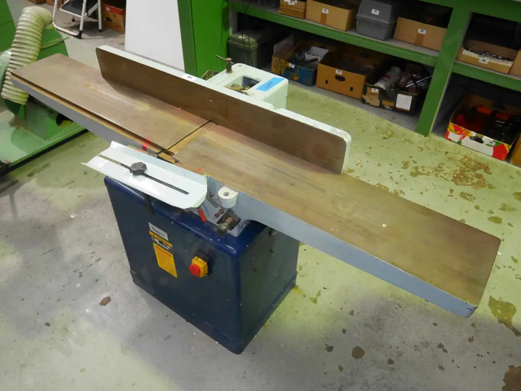 Tooline 8" 205mm single phase jointer - 3 blades Image 1++