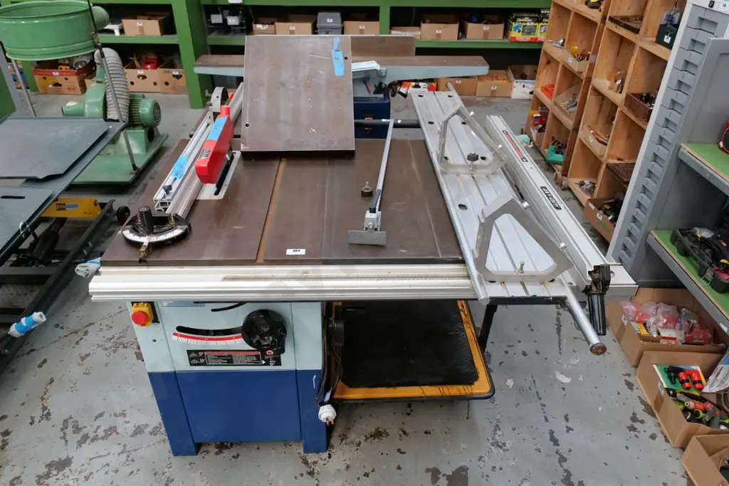Tooline PS-255 single phase table saw with accessories Image 1++
