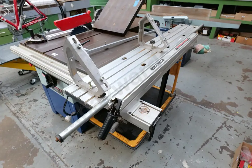 Tooline PS-255 single phase table saw with accessories Image 1++