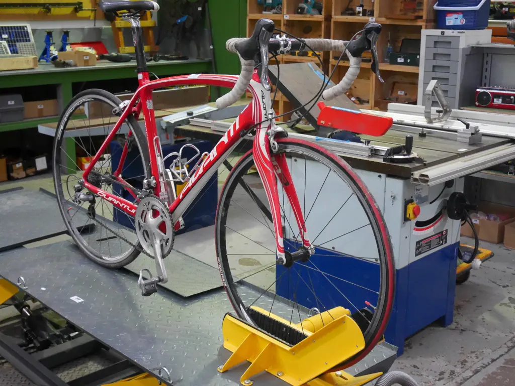 Avanti Quantum road bike Image 1++