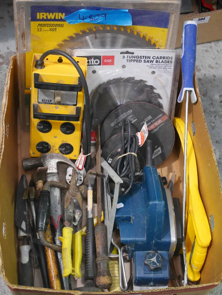 box; sword blades, tin snips etc Image 1++