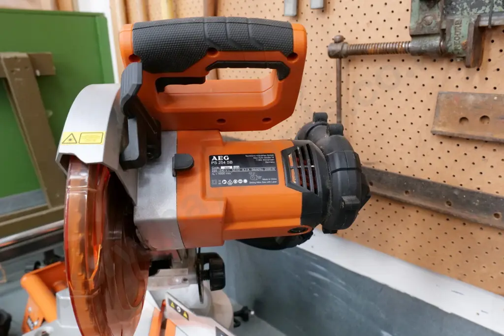 AEG compound sliding mitre saw with stand Image 1++