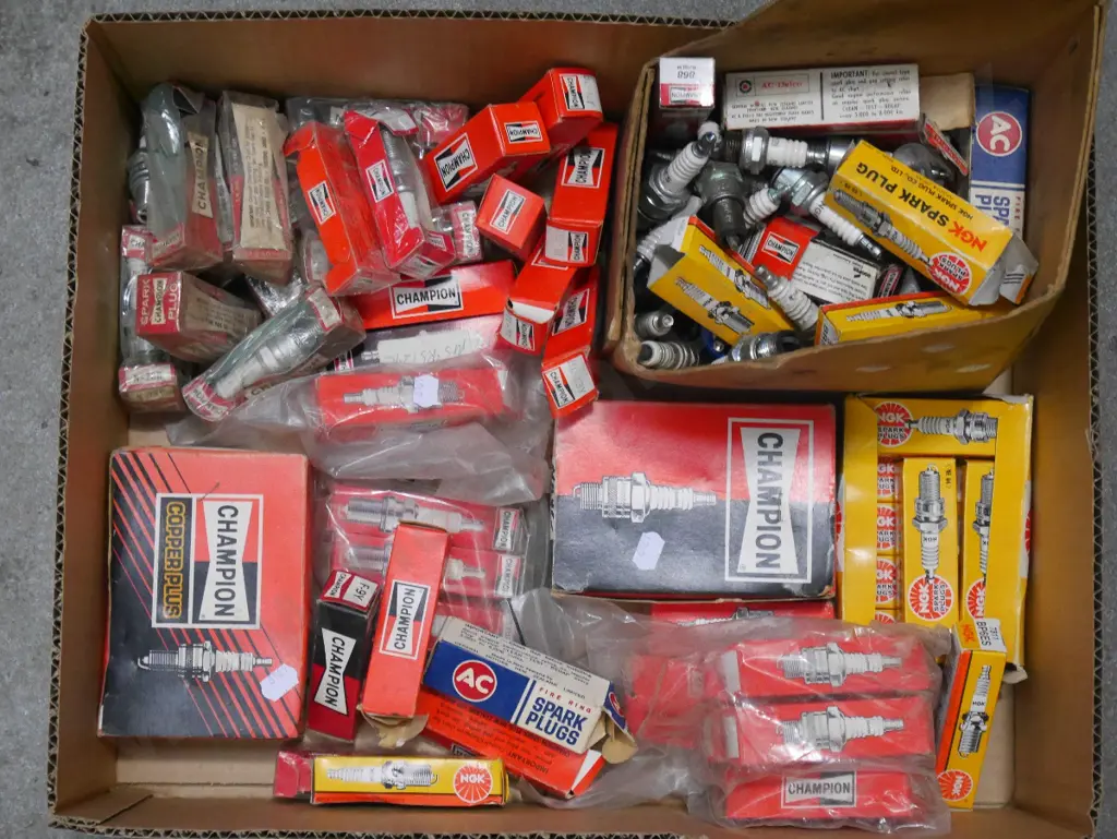 box of spark plugs Image 1++
