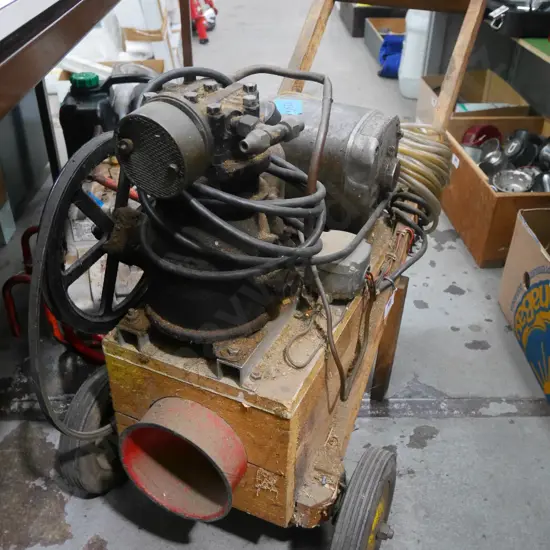 vintage air compressor on homemade stand