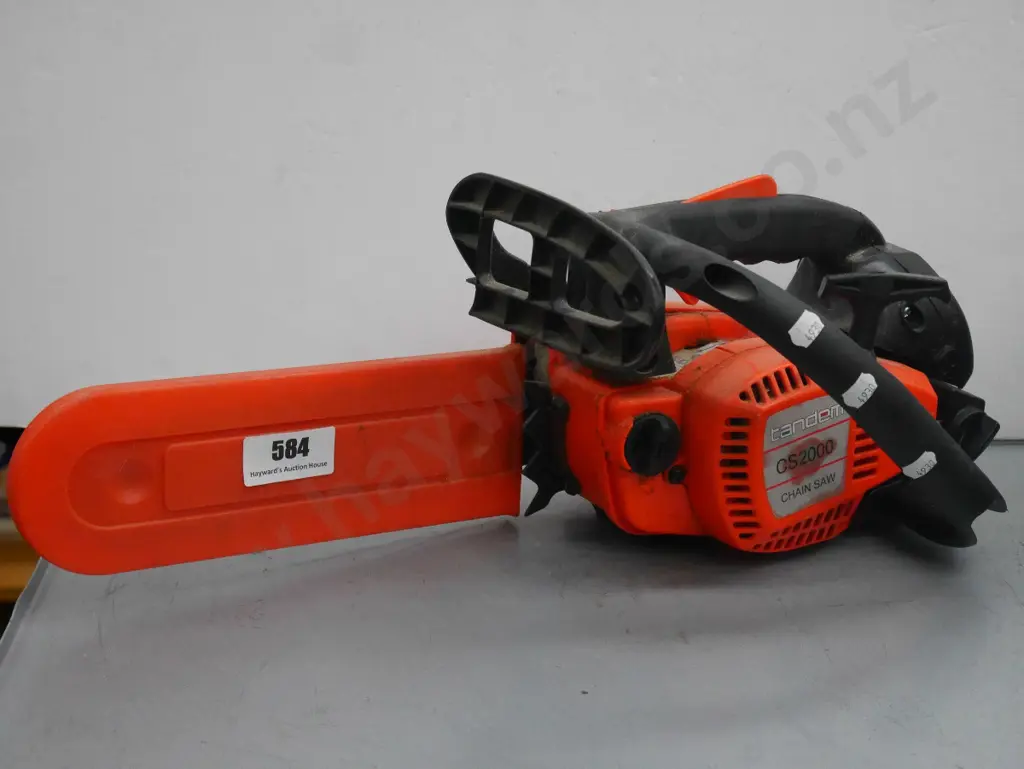 small Tandem chainsaw Image 1++