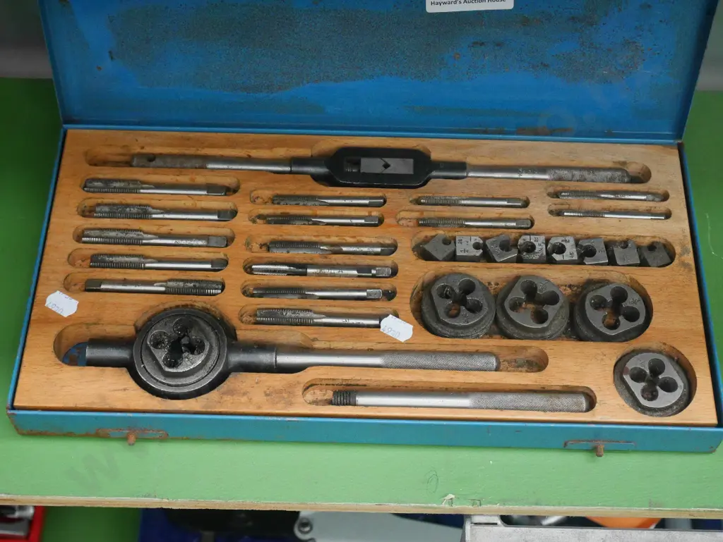 tap and die set Image 1++