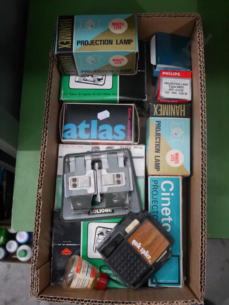box; film projector lamps, splicers Image 1++