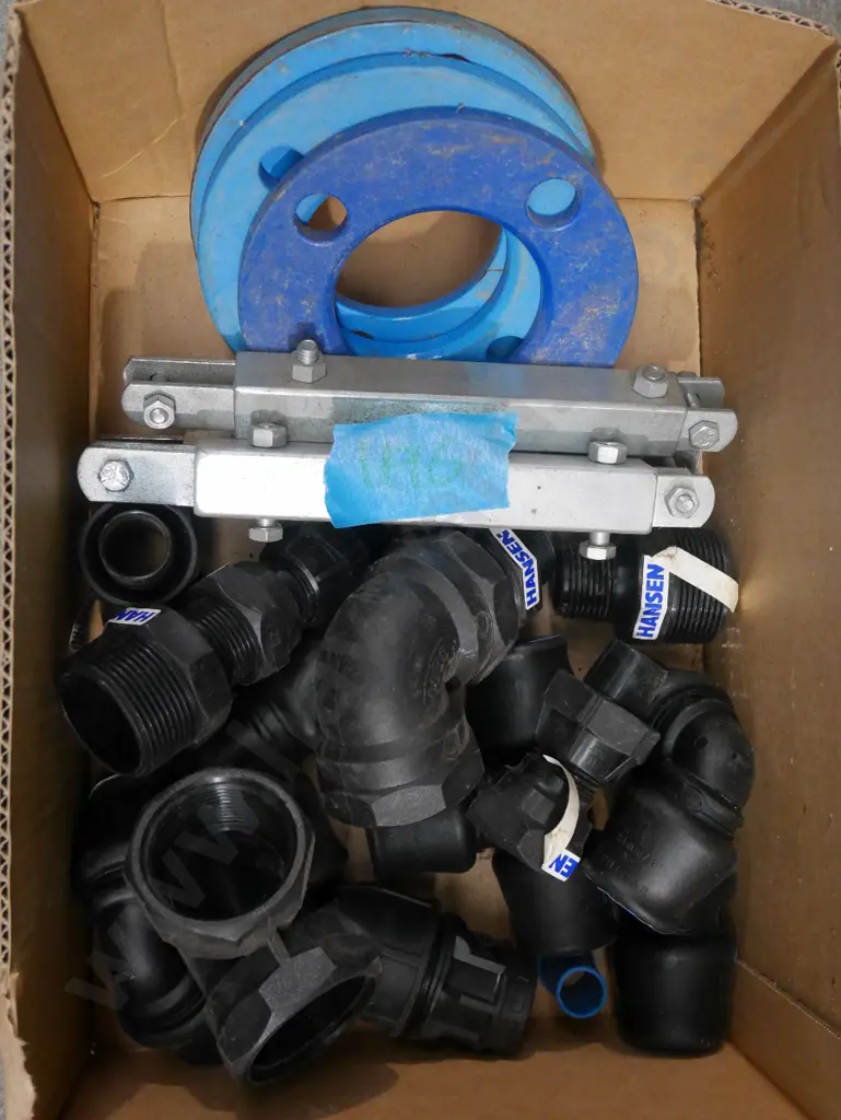 Hansen and other irrigation fittings Image 1++