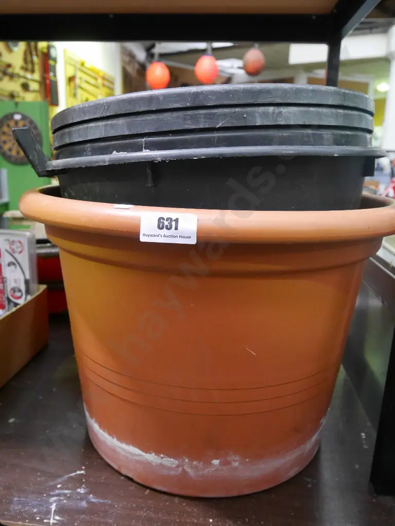 plastic garden planters Image 1++